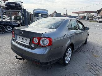 Volkswagen Jetta 1.9 TDI picture 8
