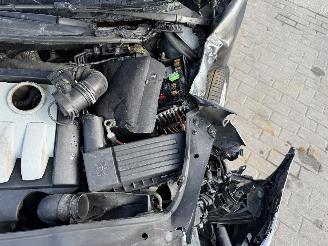 Volkswagen Jetta 1.9 TDI picture 14