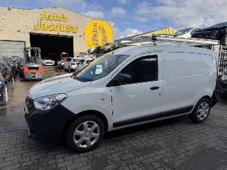 Schade bestelwagen Dacia Dokker 1.6I AMBIANCE 2018/5
