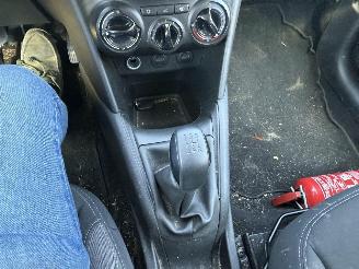 Peugeot 208  picture 22