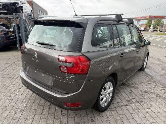 Citroën C4-picasso 1.2 INTENS / 7SEAT picture 3