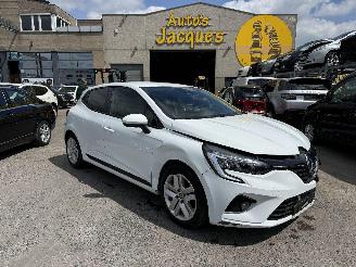 skadebil auto Renault Clio PAS POUR LA FRANCE 2022/1