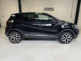 Renault Captur INTENS picture 2