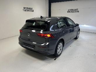 Volkswagen Golf  picture 3