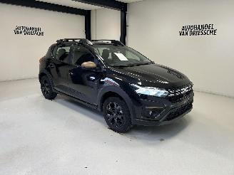 Voiture accidenté Dacia Sandero EXTREME 2025/6