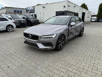  Volvo V-60 Volvo V60 B4 Kombi Core MildHybrid 2025/6