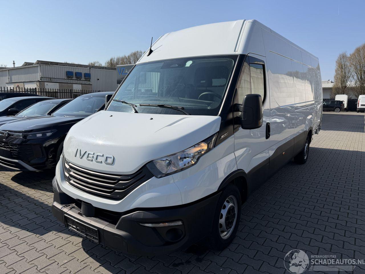 Iveco Daily 35S16 maxi
