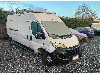 krockskadad bil bedrijf Opel Movano 2.2 HDI 2023/8