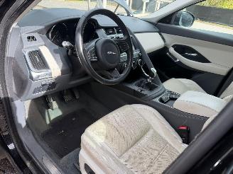 Jaguar E-Pace R-DYNAMIC S picture 23