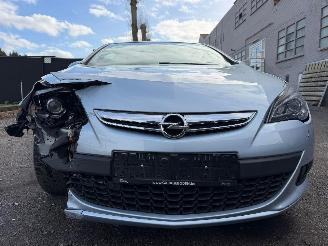 Opel Astra GTC OPC picture 7