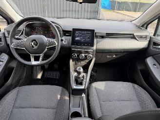 Renault Clio V CORPORATE EDI picture 26