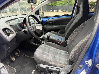 Peugeot 108 STYLE picture 18