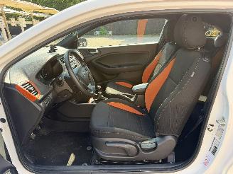 Hyundai I-20 COUPÃ‰ SPORT picture 18