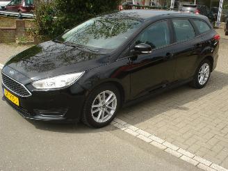 Ford Focus 1.0 74KW STATION AIRCO-NAVIGATIE picture 3