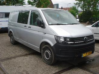 uszkodzony samochody ciężarowe Volkswagen Transporter DUBBELE CABINE 2.0TDI  EURO 6 2018/10
