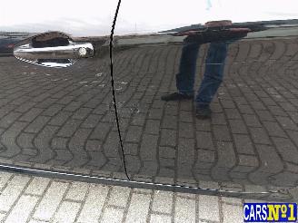 Peugeot 208  picture 13