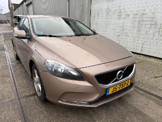  Volvo V-40 2.0 T2 Kinetic 2016/6