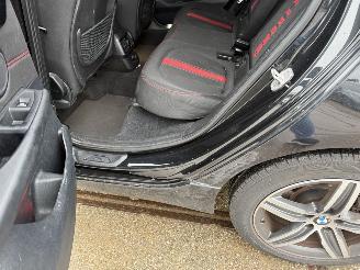 BMW 2-serie 218d Sport picture 11