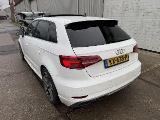 Audi A3 1.0 TFSI S-Line picture 8