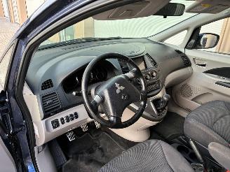 Mitsubishi Grandis 2.4-16V InSport 7-Persoons picture 10