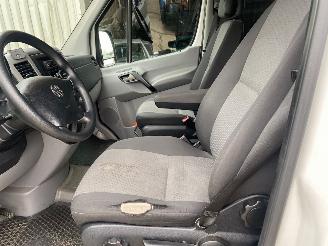 Volkswagen Crafter 2.0 TDI Euro6 Camper ombouw picture 11