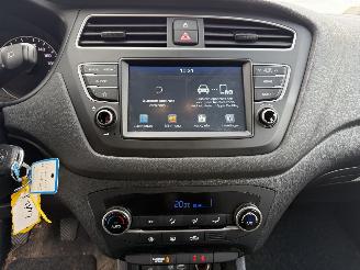 Hyundai I-20 1.0 T-GDI Comfort picture 19