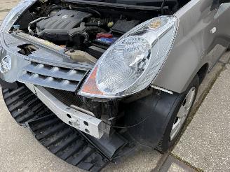 Nissan Note 1.6 Automaat picture 14