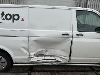 Volkswagen Transporter 2.0 TDI L2H1 28 110PK Navigatie Trekhaak picture 11