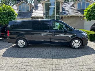 skadebil bedrijf Mercedes Vito 109 CDI Extra Lang DC BleuTec Extra EURO 6 AIRCO NAVI 2017/12