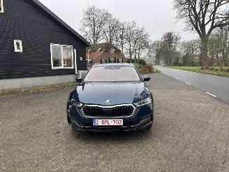 Skoda Octavia TSI AUTOMAAT HYBRIDE NAVI CLIMA VIRT DASH CAMERA TREKHAAK LED B.J 12-2024 picture 8