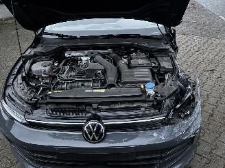 Volkswagen Golf 8.5 ETSI 1.5 HYBRIDE AUTOMAAT NAVI CLIMA CAMERA LED VIRT DASH TREKHAAK B.J 12-2024 picture 18