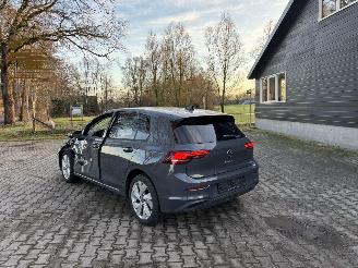 Volkswagen Golf 8.5 ETSI 1.5 HYBRIDE AUTOMAAT NAVI CLIMA CAMERA LED VIRT DASH TREKHAAK B.J 12-2024 picture 2