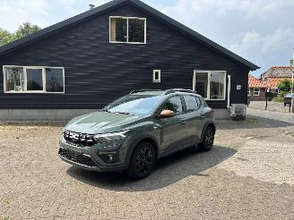 skadebil auto Dacia Sandero STEPWAY 110 PK EXTREEM NAVI CLIMA CAMERA LED B.J 2024 2024/3