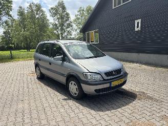 Opel Zafira 1.6 BENZINE 7 Persoons  B.J 2000. picture 3