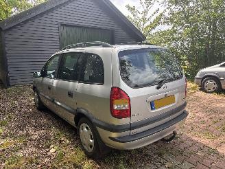 Opel Zafira A DIESEL 2.0 DLT COMFORT 7 PERSONEN B.J 2000 Sloop picture 3