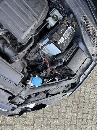 Volkswagen Golf VARIANT UNITED TSI 110 PK NAVI CLIMA CAMERA PDC PARK ASS B.J 2020 picture 13