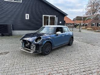 damaged passenger cars Mini Cooper AUTOMAAT 1.5 SPORT NAVI LEER CLIMA CAMERA B.J 07-2021 FULL OPTIONS 2021/7