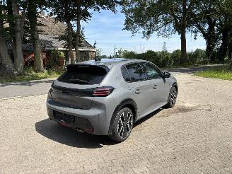 Peugeot 208 HYBRIDE 136 PK PANO AUTOMAAT NAVI CLIMA CAMERA LED B.J 2025 picture 2