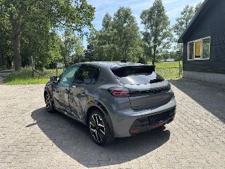 Peugeot 208 HYBRIDE 136 PK PANO AUTOMAAT NAVI CLIMA CAMERA LED B.J 2025 picture 4