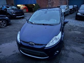 krockskadad bil auto Ford Fiesta TITANIUM 2011/4