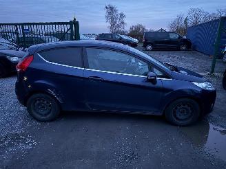 Ford Fiesta TITANIUM picture 3