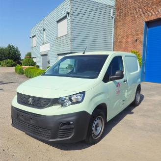 Voiture accidenté Peugeot Partner  2021/5