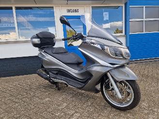 Schade motor Piaggio X10 X10 500CC MOTOR SCOOTER 2012/10