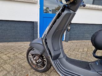 Vespa  GERESERVEERD! - SPRINT picture 11