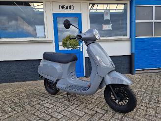 damaged scooters Senzo  RIVALUX 45KM 2022/2