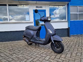 damaged scooters BTC  RIVA 2015/11