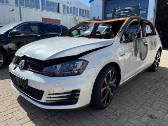 Vrakbiler auto Volkswagen Golf Golf VII (AUA), Hatchback, 2012 / 2021 2.0 GTI 16V Performance Package 2016