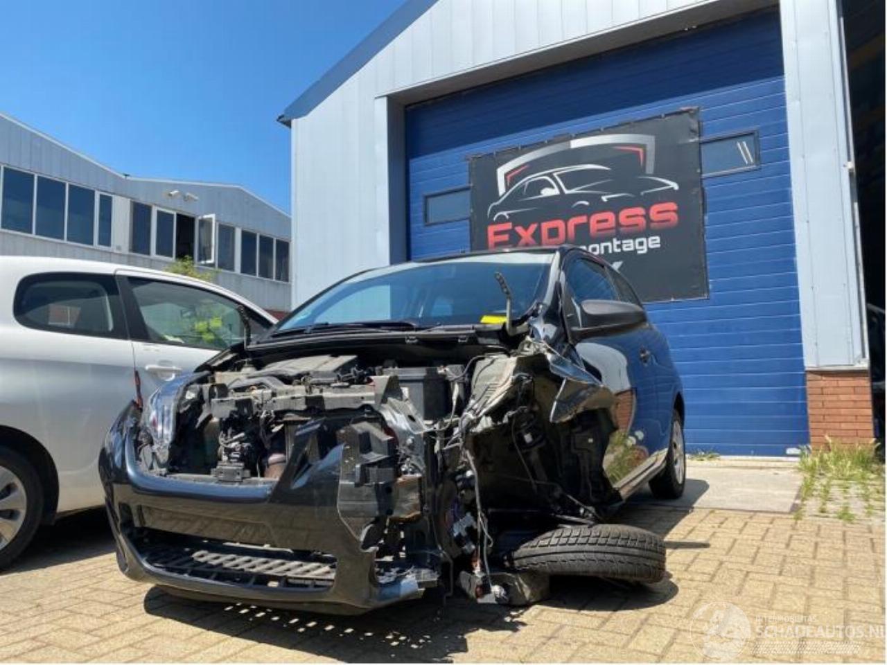 Peugeot 108 108, Hatchback, 2014 1.0 12V