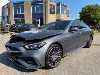 Vrakbiler auto Mercedes C-klasse C (W206), Sedan, 2021 C-200 1.5 EQ Boost 4-Matic 2023/0