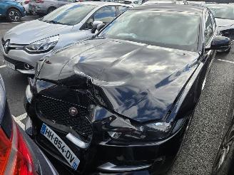 Jaguar XE 2.0D picture 4